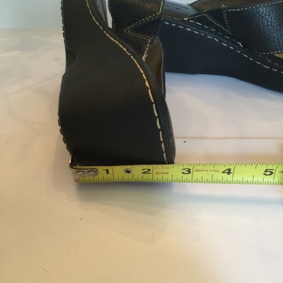 Covington Black Leather Wedge Sandal - Picture 7 of 8